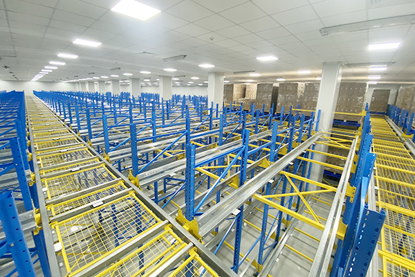 Otomatik Depo Tasarım Projesi (Dört Yön Shuttle)